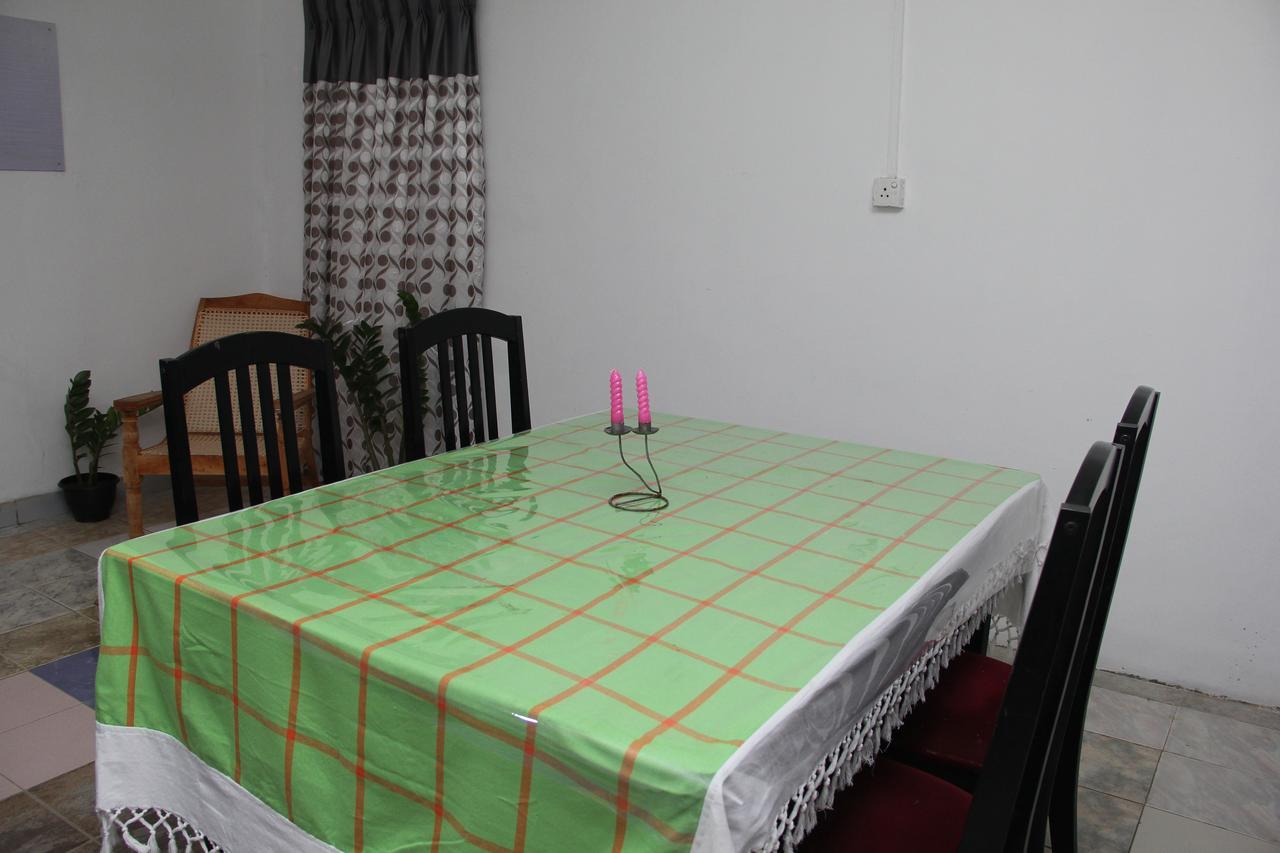 Kingfisher Hostel Anuradhapura Luaran gambar