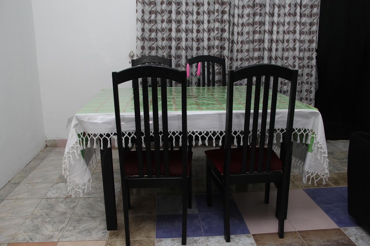 Kingfisher Hostel Anuradhapura Luaran gambar